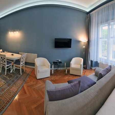 Apartment 9 - City Centre Sibiu Luaran gambar